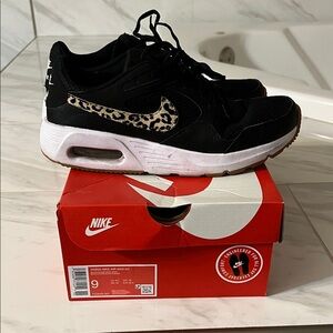 Nike Women's Air Max SC Black with Leopard Print Sneakers